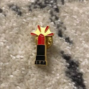 Sephora pin